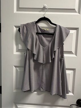 Gianni Bini Black & White Striped Ruffle V-Neck Blouse